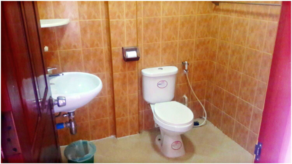 Nalinthone Guesthouse Ban Nongdouang Exterior photo