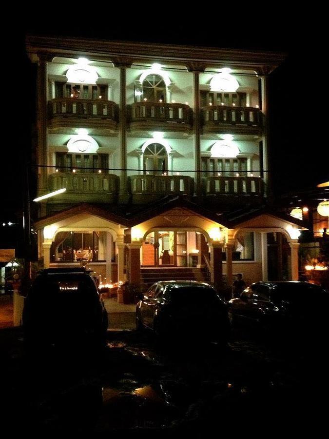 Nalinthone Guesthouse Ban Nongdouang Exterior photo